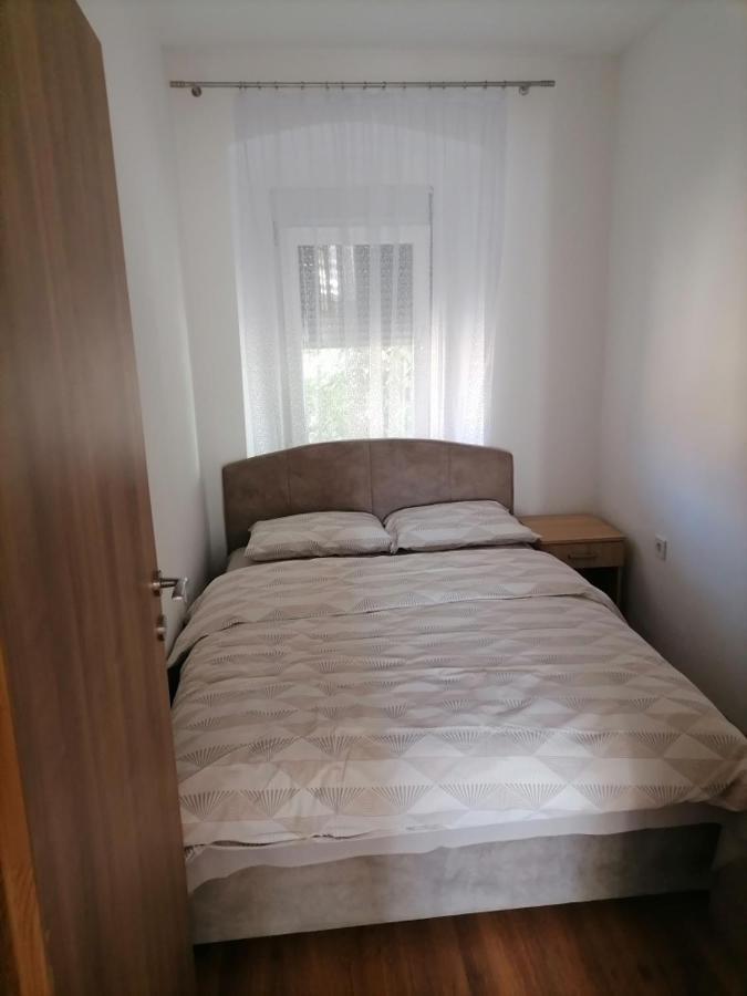 Apartmani 15 Τσέτινιε Εξωτερικό φωτογραφία