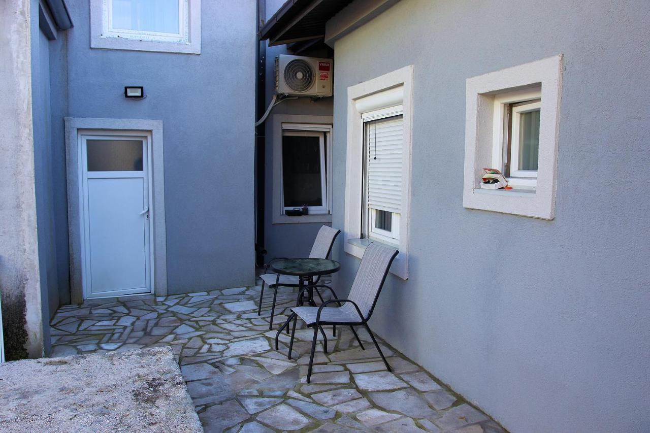 Apartmani 15 Τσέτινιε Εξωτερικό φωτογραφία