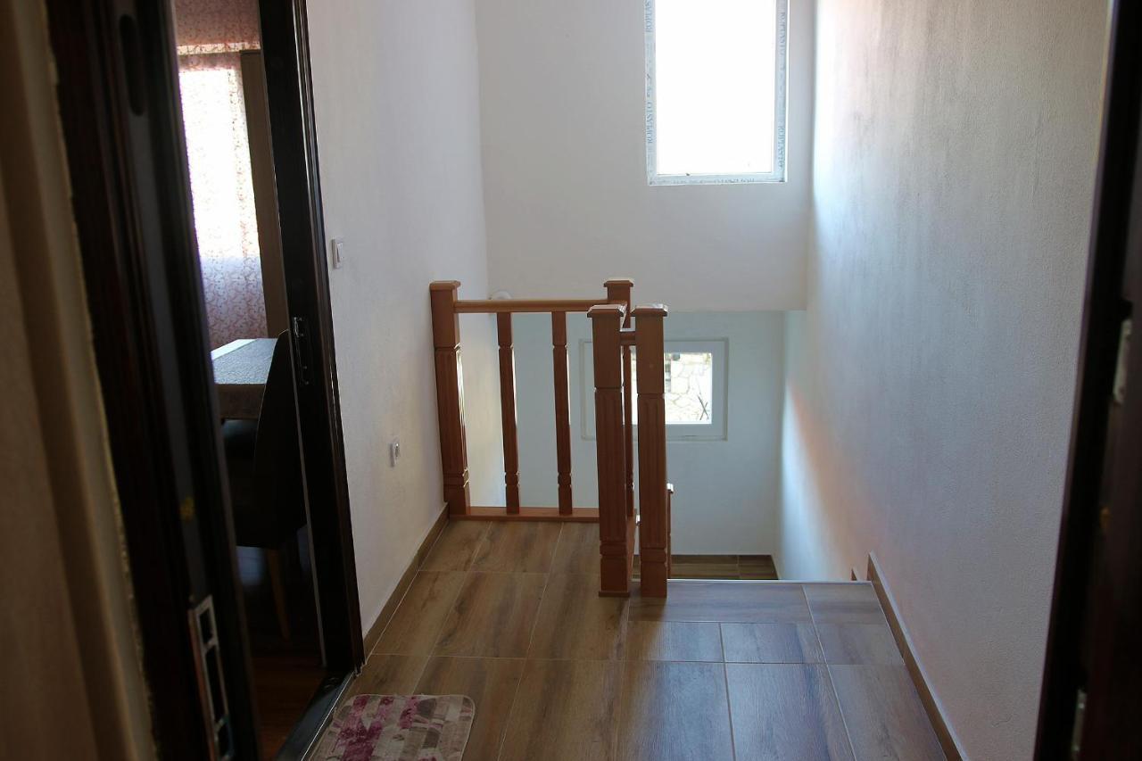 Apartmani 15 Τσέτινιε Εξωτερικό φωτογραφία